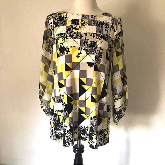JM Collection Lightweight Sheer Sleeved Blouse: Size M - Picture 1 of 8